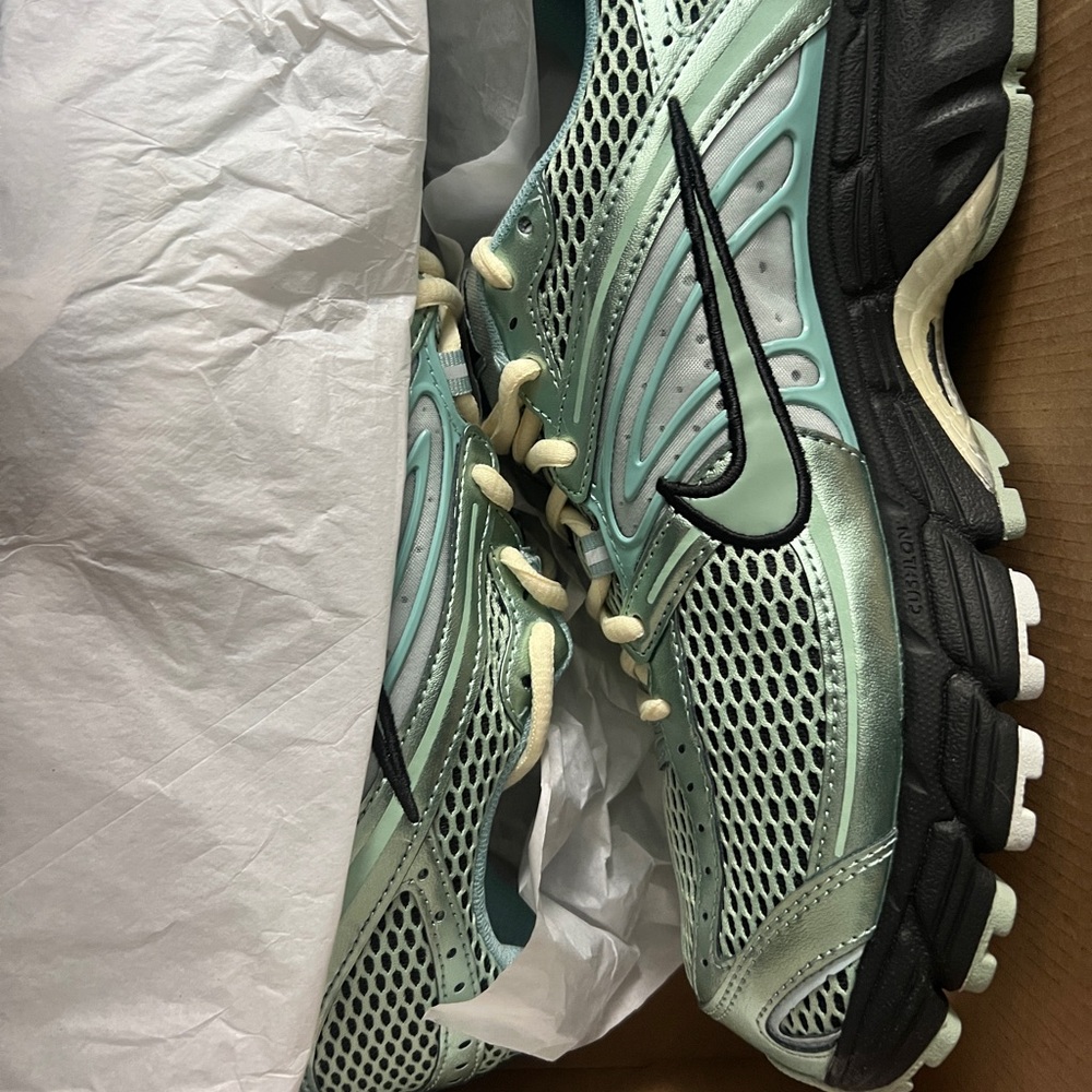 Women's Nike Air Max Moto 2k